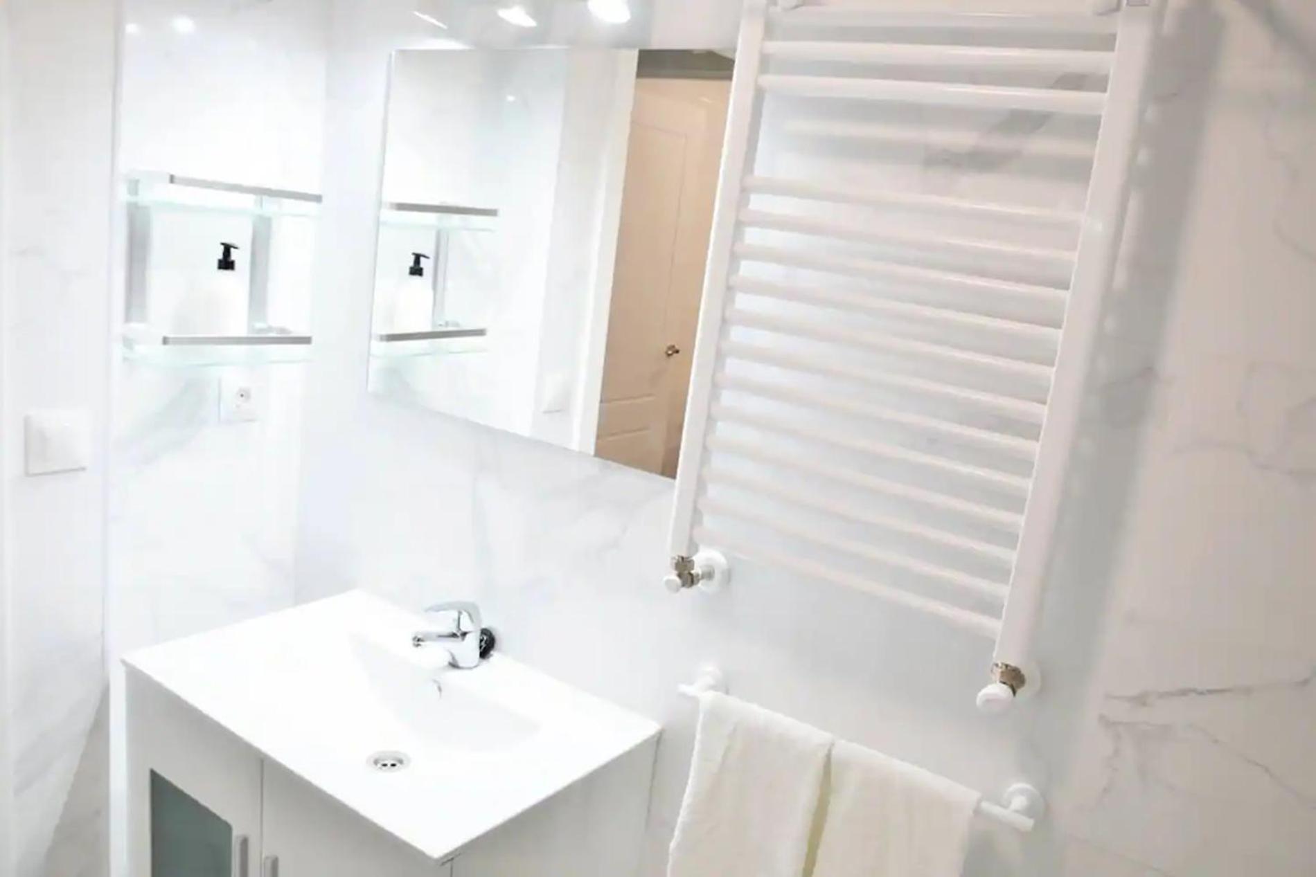 Nuevo Apartamento De 3 Dormitorios En Calle Alta سانتاندر المظهر الخارجي الصورة
